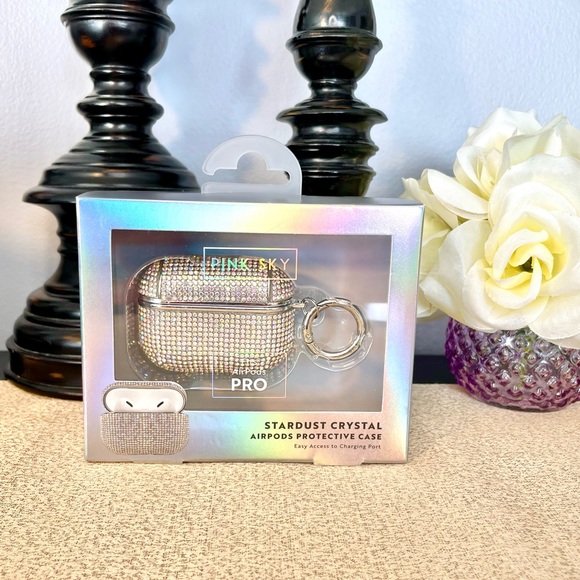 NWT Pink Iridescent Rhinestone AirPods Pro Case - Picture 3 of 10